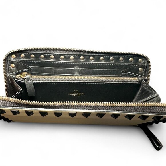 Valentino Garavani White/Ivory Rockstud Continental Wallet w Black Studs - Picture 11 of 16